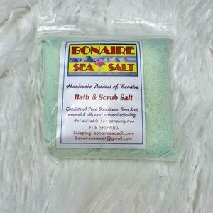 🍓6/$15🍓 Bonaire Sea Salt Bath Salt & Scrub